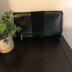 Black Clutch